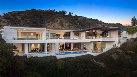 This $65 million Beverly Hills mansion rose from a multimillion-dollar ...