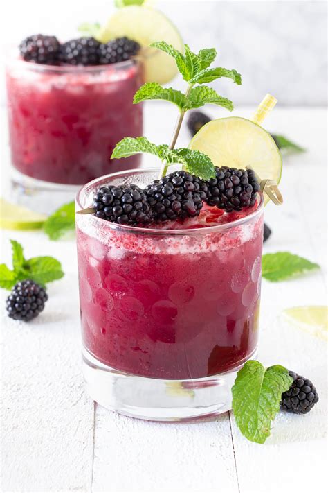 Blackberry Mint Gin Bramble | Cooking on the Front Burner