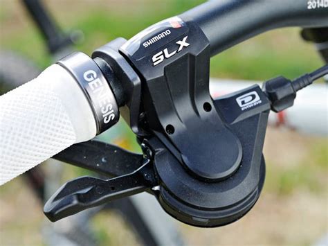 How to Change the Gear Shifter on a Bicycle