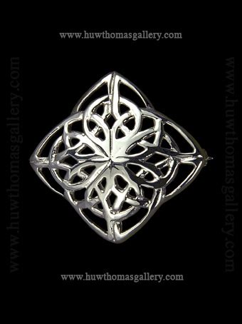 Silver Celtic Brooch (Dia) - Huw Thomas Gallery