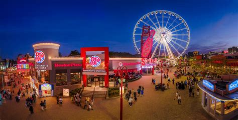 Clifton Hill Niagara Falls, Canada