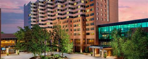 Hotel near Johns Hopkins | Sheraton Baltimore North Hotel