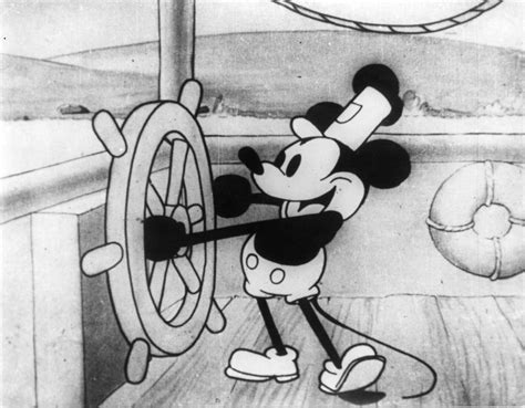 Mickey Mouse, 1928 : OldSchoolCelebs