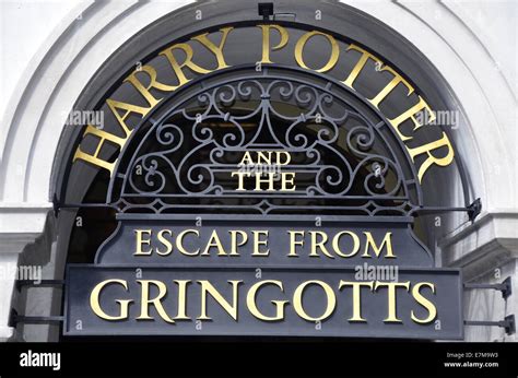 Printable Harry Potter Gringotts Bank Sign