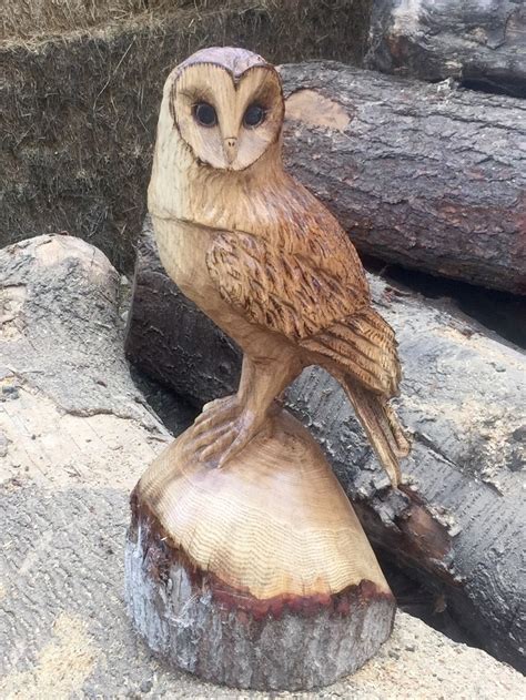 Chainsaw carved oak owl Chainsaw carved oak owl handicrafts 🧶 # ...