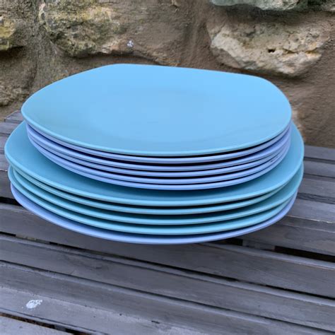 Midwinter Modern Melamine Picnic Ware - A Selection of Plates, Bowls ...