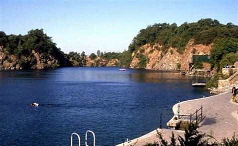 Stoney Cove at the UK National Dive Centre – Stoney Stanton, England ...