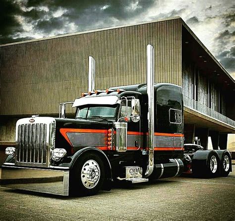 Peterbilt custom 379 | Peterbilt trucks, Trucks, Big trucks