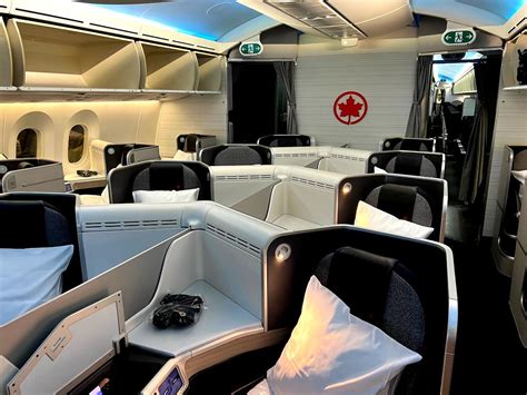 Air Canada A380 Business Class - Image to u