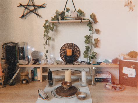 Wiccan Altar | Wiccan altar, Wiccan decor, Wiccan alter