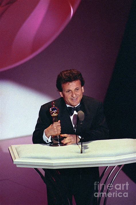 Joe Pesci Accepting Oscar Photograph by Bettmann - Fine Art America