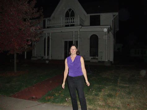 SEEKING PSYCHICS AND MOST ANYTHING PARANORMAL: ORBS IN HAUNTED ATCHISON ...