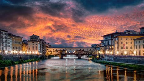 Ponte Vecchio Sunset, Florence, Italy | The name was given t… | Flickr