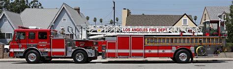 File:Lafd ladder truck.jpg - Wikipedia