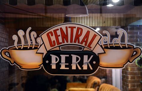 ¡Puaj! 13+ Listas de Central Perk Wallpaper? Find and download central ...