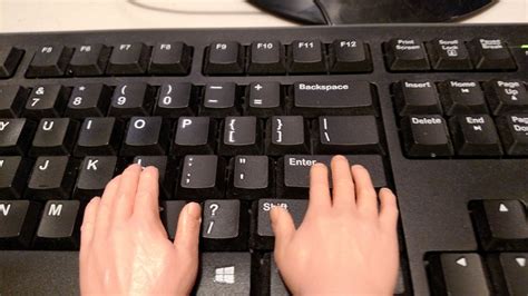 World's Largest Keyboard : keyboardcirclejerk