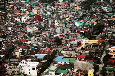 Ethical travel: Visiting Manila’s Baseco Slum in the Philippines - Land ...