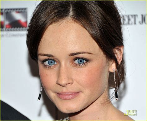 Alexis Bledel: 'Conspirator' NYC Premiere!: Photo 2534768 | Alexis ...