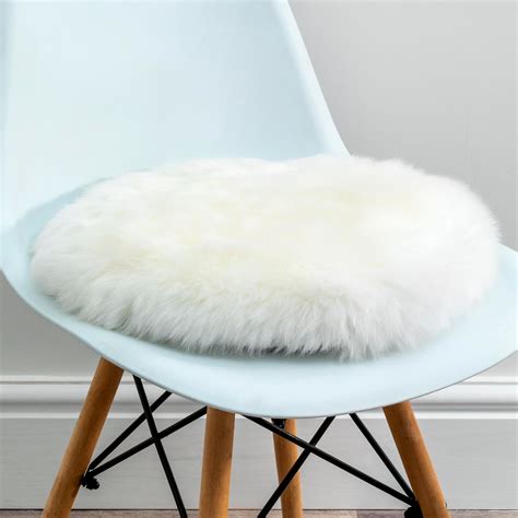 Natural White Round Sheepskin Chair Pad – Native Natural