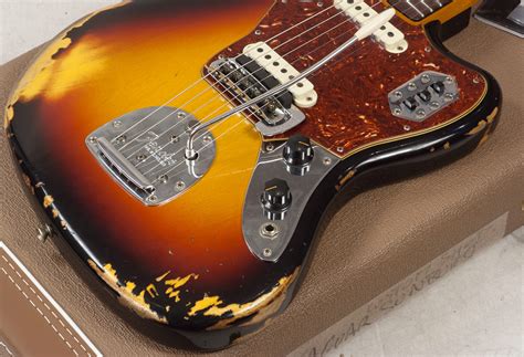 Fender Custom Shop 1962 Jaguar (RW) - heavy relic 3-color sunburst ...