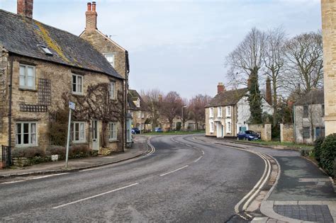 lapine design: Downton Village (Bampton, Oxfordshire, England)