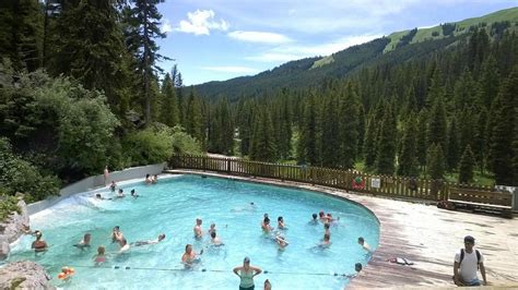 Hot springs in and near Yellowstone: The most impressive places to ...