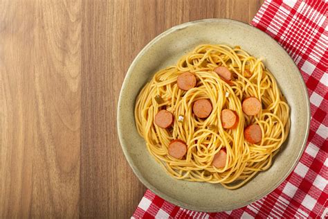 Jollibee Spaghetti Recipe | Make your own Jollibee - Blend of Bites