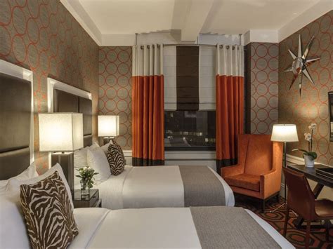 Empire Superior Room - Two Double Beds - The Empire Hotel