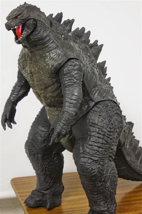 The Toyseum: GIANT SIZE GODZILLA 2014 - JAKKS Pacific large size figure ...