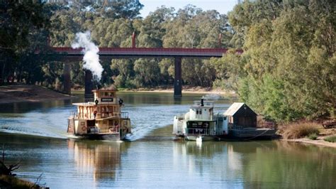 Echuca, Victoria: How this tiny river town became Australia's largest ...