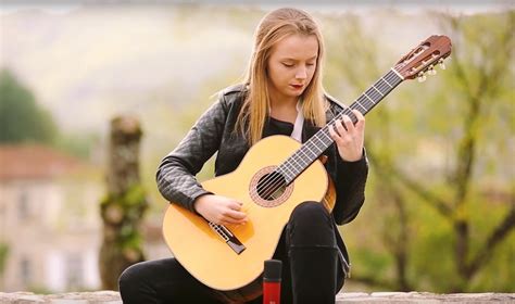 Alexandra Whittingham | This is Classical Guitar