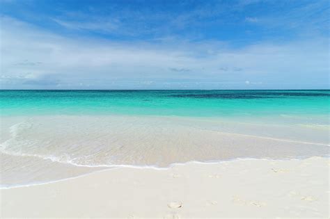 Shoal Bay East beach Photograph by Michael Runkel - Fine Art America