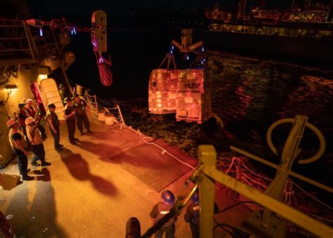 DVIDS - Images - USS Gravely (DDG 107) Conducts a Replenishment-at-Sea ...