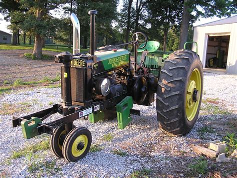 1941 John Deere G pulling tractor | Tractors, Big tractors, John deere ...