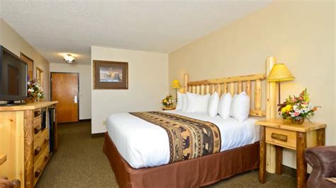 Kelly Inn West Yellowstone Hotel - YouTube