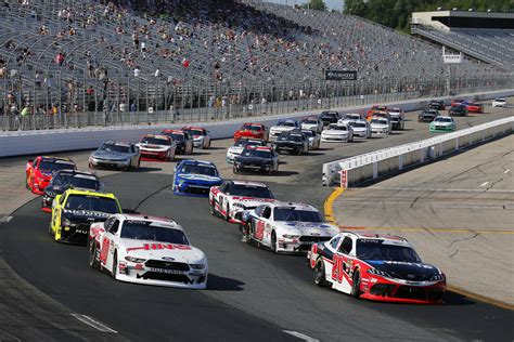 NASCAR for Beginners: Get up to speed on the epic racing series