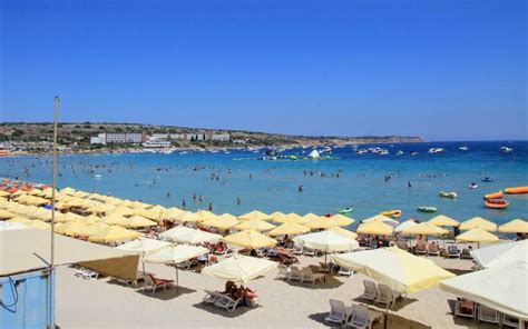 Mellieha Bay / Malta // World Beach Guide