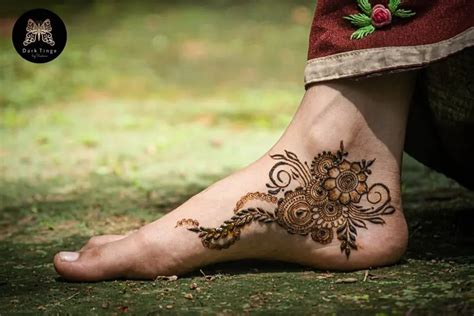 50+ Latest & Stylish Legs Mehndi Designs for Wedding | MakeupWale