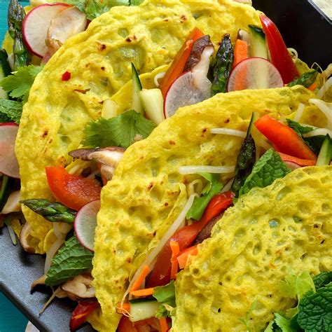 Vegan Banh Xeo (Vietnamese Crepes) | Cilantro and Citronella