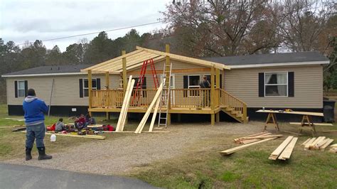 Deck roof...framing it up. | Mobile home porch, Building a porch ...