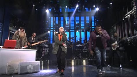 Berzerk Eminem Live SNL HD - YouTube