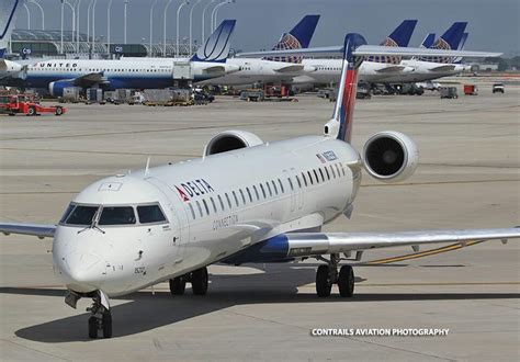 Crj - 900 | Aviation photography, Delta airlines, Aircraft