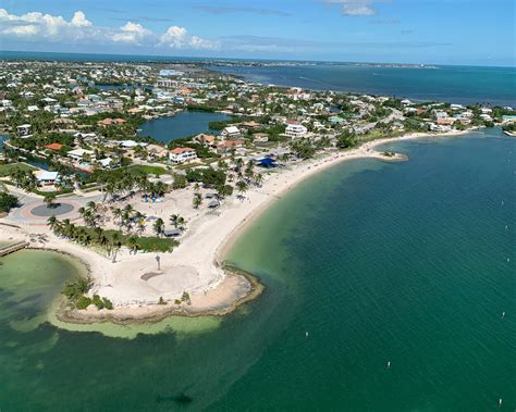 Marathon FL Beaches - Snorkel and Hike