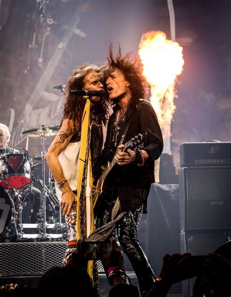 Aerosmith tour dates: Band to play 40 concerts in "Peace Out' farewell