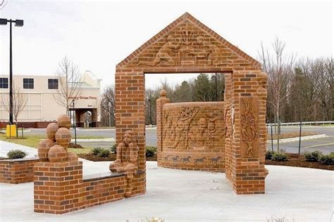 Brick Sculptures by Brad Spencer - LUXUO