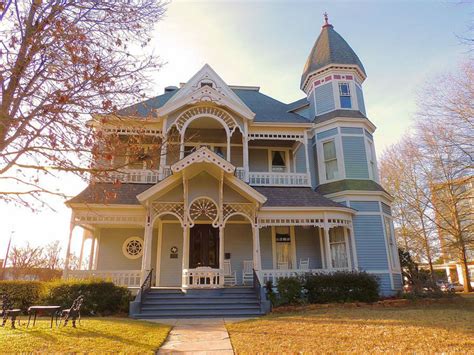 The oldest town in Texas beckons for an off-the-beaten-path getaway ...