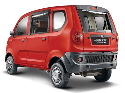 Mahindra Jeeto Minivan Price, Specs, Top Speed & Mileage in India