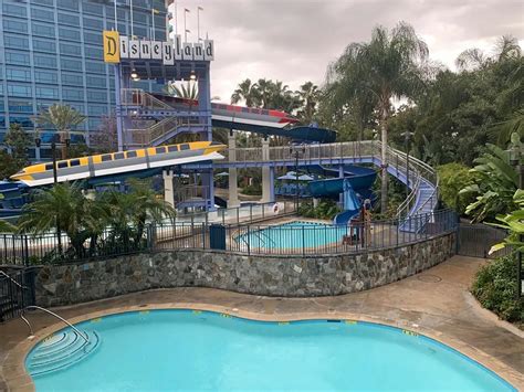 Disneyland Resort Hotel Pool Has Completed Refurbishment. | Chip and ...