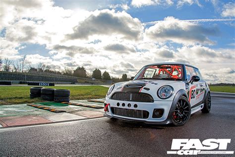 R56 MINI RACE CAR: FROM ROAD TO RACE | Fast Car