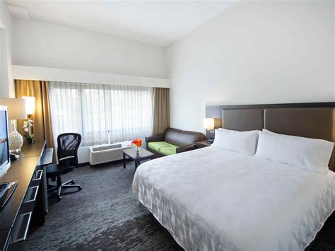 Pet-Friendly Princeton University Hotels with Indoor Pools in NJ ...